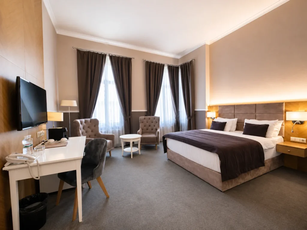 Comfort DBL Room — Modern Art Hotel, Львів