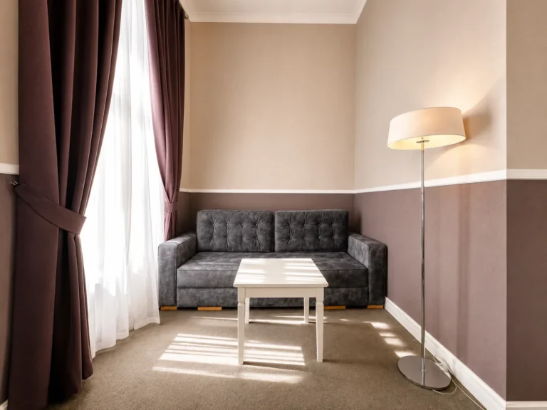 Junior Suite with Sofa and Balcony, Modern Art Hotel Львів — фото 2